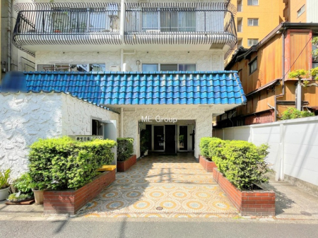 �G���g�����X -