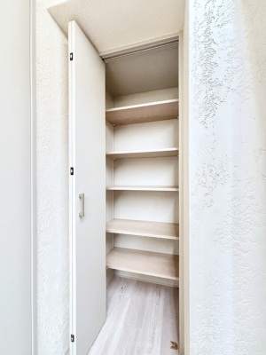 ���̑����� �L�����[�B�|�������G�߂̏��������[���邱�Ƃ��ł��܂��B