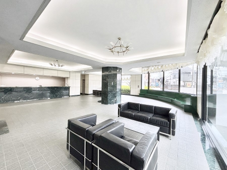 �G���g�����X �������������͋C�̃G���g�����X