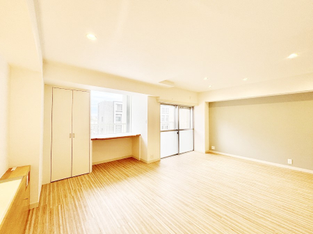 ���̑����� �u�₩�ȓ��������������S�̂�D������ݍ���ł���܂�