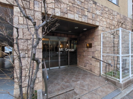 �G���g�����X -