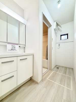 ���̑� �L�X�Ƃ�Ƃ�̂��郉���h���[�X�y�[�X�@