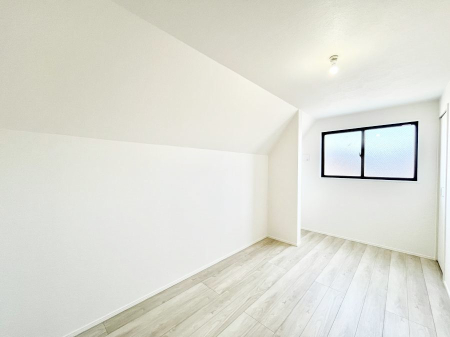 �q������ ������̂₳���������S�n�悢�v���C�x�[�g���[��