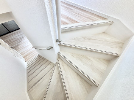 ���̑� �K�i�͎肷��t���Ȃ̂ŏ����Ȃ��q���܂₲����̕������S�ł�  