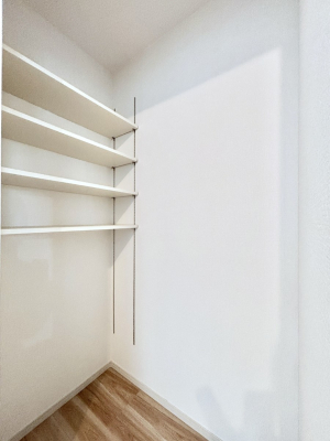 ���[ �H�i�̃X�g�b�N�⒲�����̕ۊǂɕ֗��ȉ��I�t���p���g���[