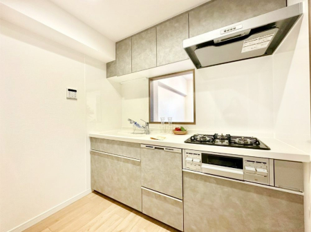 �L�b�`�� �L���Ďg������̂悢�L�b�`���A�������̂������ŉƑ��̏Ί炪�L����܂�