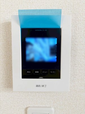 ���̑����� TV���j�^�[�t�C���^�[�t�H�����t���Ă��ăZ�L�����e�B�[��