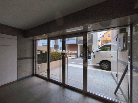 �G���g�����X -