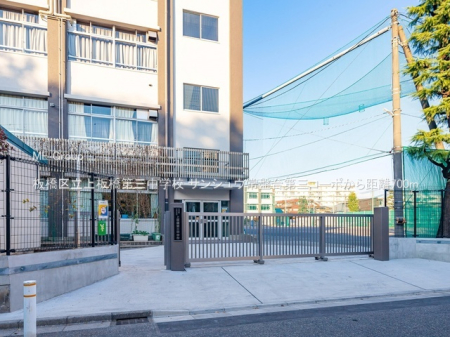 ���ӊ� ���w�Z 700m ���旧�����O���w�Z