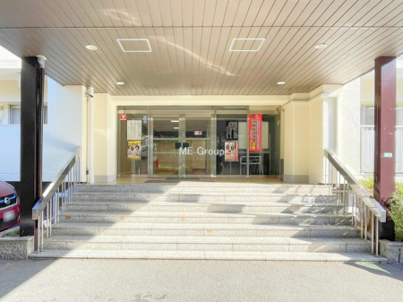 �G���g�����X -