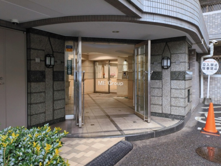 �G���g�����X -