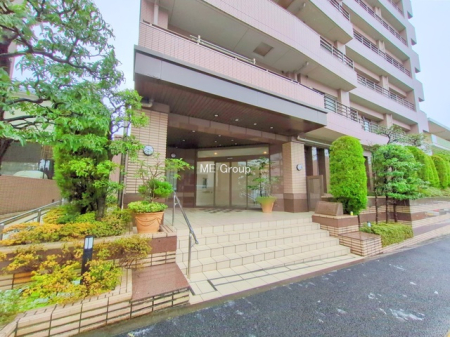 �G���g�����X -