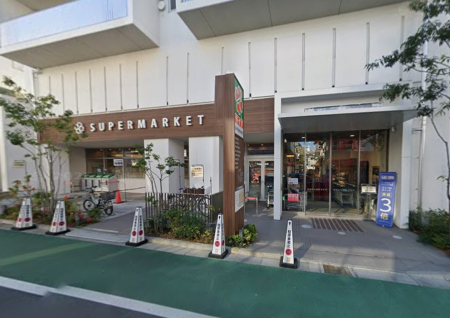 ���ӊ� �X�[�p�[ 650m ���C�t�s�J�򉤎��X