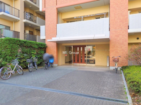 �G���g�����X -