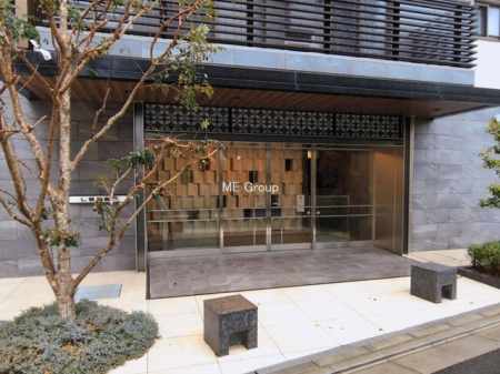 �G���g�����X -