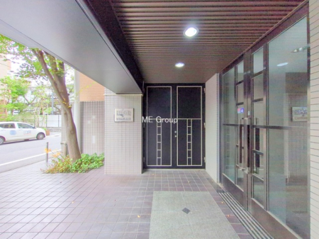 �G���g�����X -