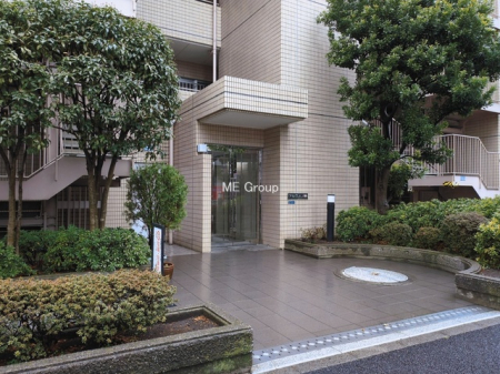 �G���g�����X -