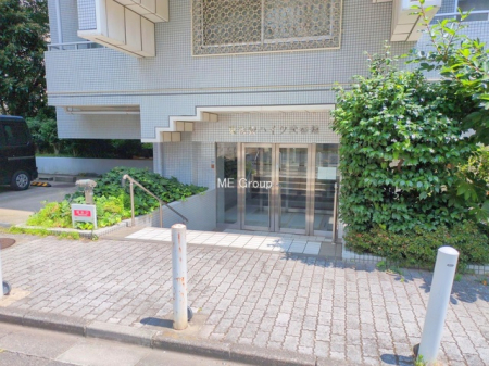 �G���g�����X -