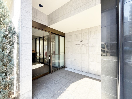 �G���g�����X �������������͋C�̃G���g�����X