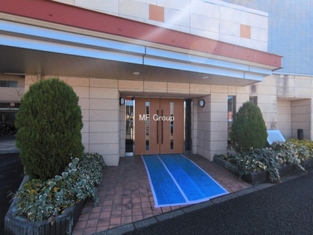 �G���g�����X -