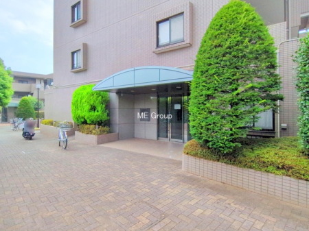 �G���g�����X -