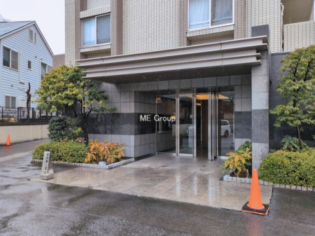 �G���g�����X -