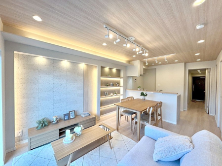 ���r���O �������������͋C�̂k�c�j�͉Ƒ��݂�Ȃ̉��K���