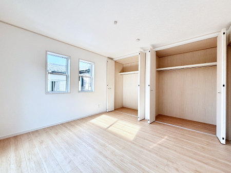 �q������ �q�������ɂ��������߂Ȏ��[�X�y�[�X�����Ղ�̋���