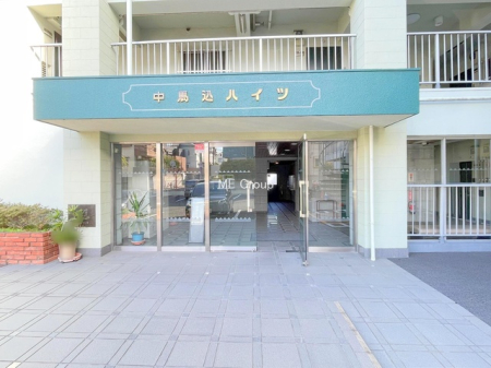 �G���g�����X -