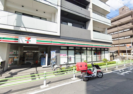 ���ӊ� �R���r�j 200m �Z�u��-�C���u�� �n�c����T���ړX