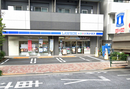 ���ӊ� �R���r�j 300m ���[�\���E�X���[�G�t �n�c����O���ړX