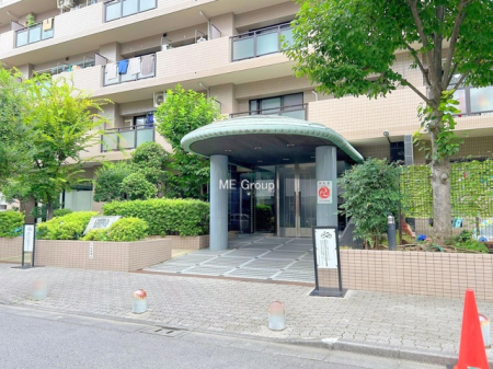 �G���g�����X -