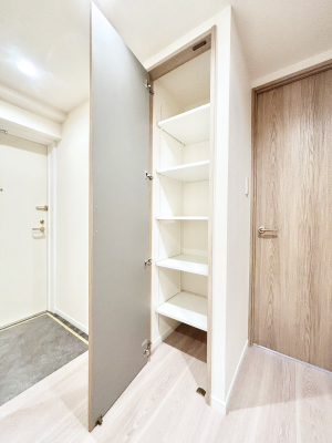 ���[ �L�����[�B�|���p�����p�i�̃X�g�b�N�Ȃǂ�����������[�B  