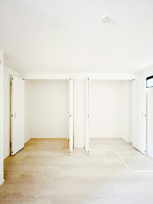 ���[ �m���̃N���[�[�b�g�B���s��������̂Ō���̈ߗނ�����������܂�܂��B