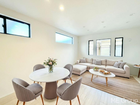 ���r���O ���Ƒ��̓��₩�Șb�����ŕ�܂�閾�邢���r���O  ���Ƌ��CG�ł�