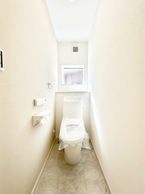 �g�C�� �g�C���͈��S�̂Q�ӏ��I���̃o�^�o�^������S�ł��B