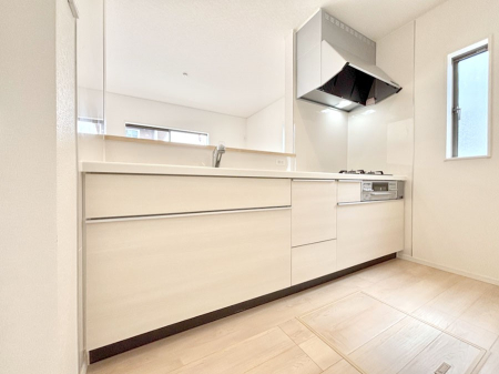 �L�b�`�� ��Ƃ肠��L�b�`���ł͂��Ƒ��Ɗy�������������ł��܂��B