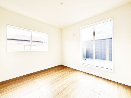 ���̑����� �o���R�j�[���J�������v���X���Ă����m��