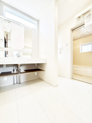 ���̑� �L�X�Ƃ�Ƃ�̂��郉���h���[�X�y�[�X