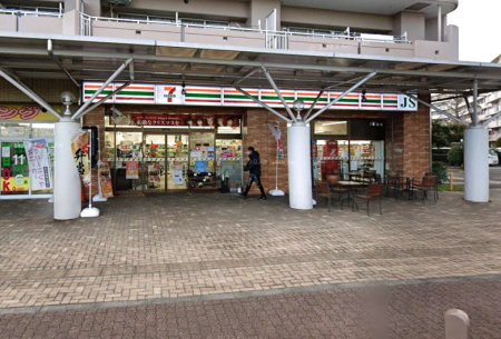 ���ӊ� �R���r�j 200m �Z�u��-�C���u�� �i�r���Z��ԊX�X