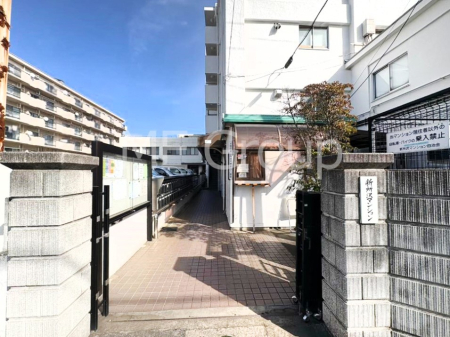 �G���g�����X �Z���҂◈�K�҂��C�����悭���o�}���B�������������͋C�̃G���g�����X