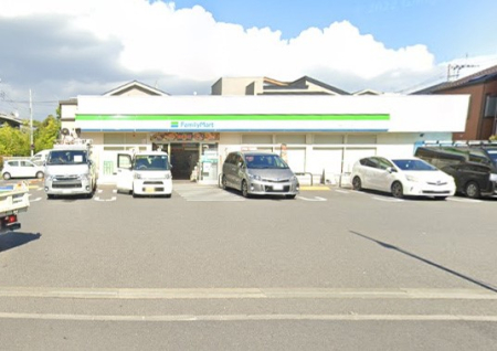 ���ӊ� �R���r�j 480m �t�@�~���[�}�[�g �����]�񒚖ړX