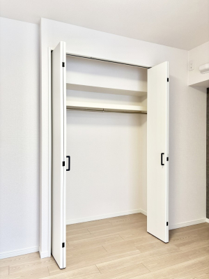 ���[ �m���N���[�[�b�g�B���s��������̂Ō���̈ߗނ�����������[�ł��܂��B