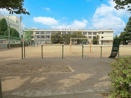 ���ӊ� ���w�Z 1040m �������R�s����ꏬ�w�Z