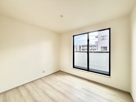 �q������ ������̂₳���������S�n�悢�v���C�x�[�g���[��