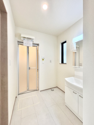 ���ʑ�E���ʏ� ���邢���ʏ��͖����̐g�x�x���y�����ł����Ⴂ�����ł��B