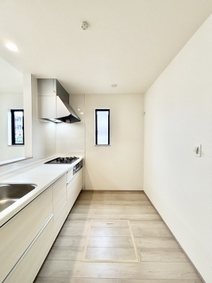 �L�b�`�� ��Ƃ肠��L�b�`���ł͂��Ƒ��Ɗy�������������ł��܂��B