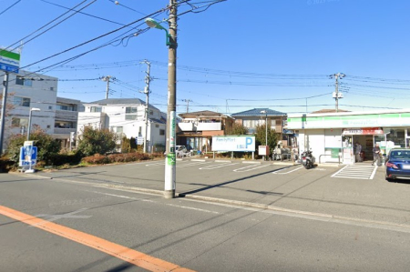 ���ӊ� �R���r�j 400m �t�@�~���[�}�[�g �c���L�����ʂ�X