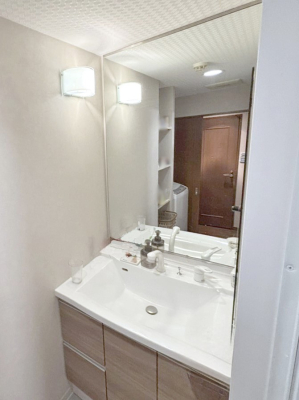 ���ʑ�E���ʏ� ������������ʉ��ώ��Œ��̐g�x�x�����K  