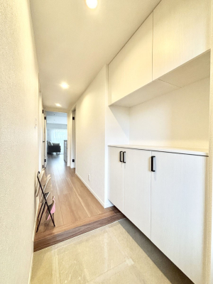 ���̑����� �����Ղ���[�ł���V���[�Y�{�b�N�X�ŉƑ��S���̌C���A���ւ�������B  